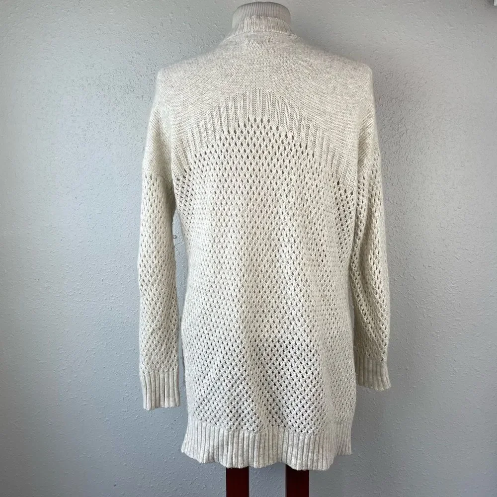 Pre-Owed American Eagle Knit Cream Cardigan Sweater Size S